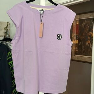 NWT- VHNY SLEEVELESS TOP